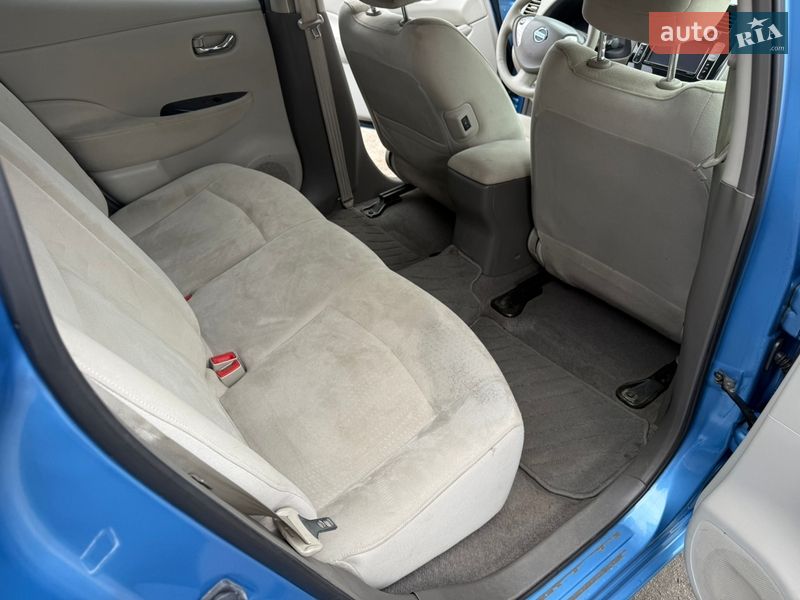 Хетчбек Nissan Leaf 2012 в Дніпрі фото 28 Хетчбек Nissan Leaf 2012 в Дніпрі