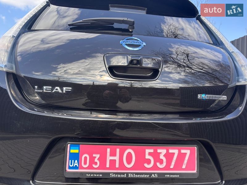 Хетчбек Nissan Leaf 2015 в Житомирі