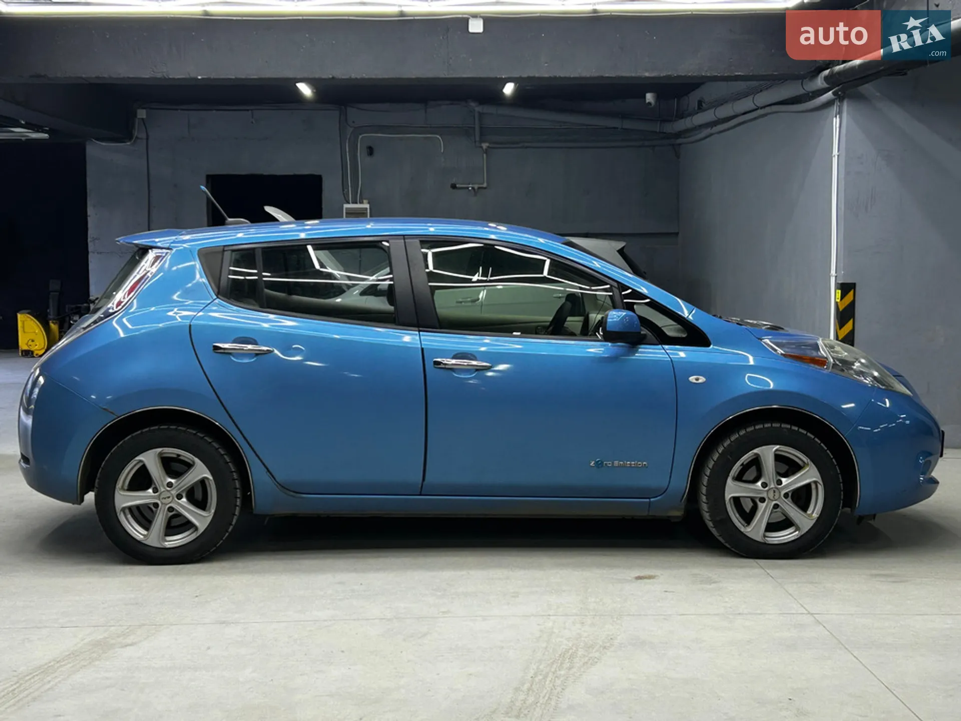 2011 Nissan Leaf - мініатюра 10