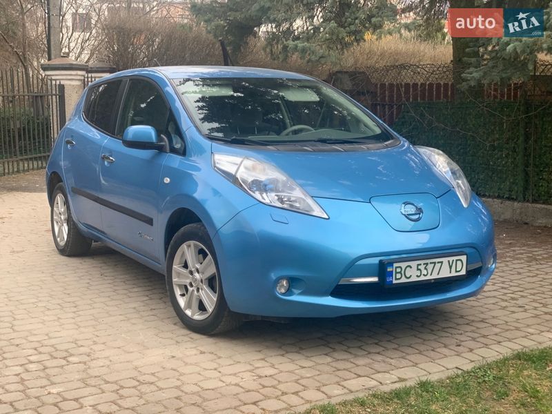 Nissan Leaf 2011