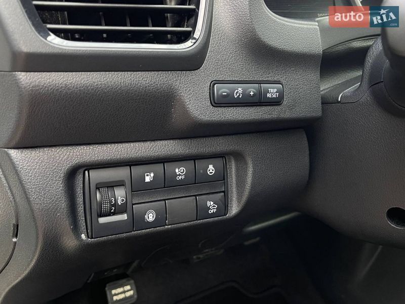 Хэтчбек Nissan Leaf 2021 в Киеве