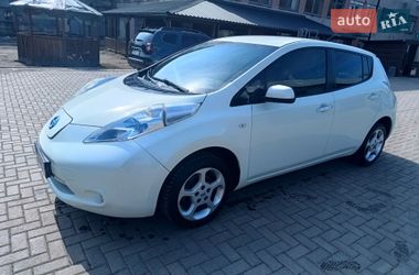Хэтчбек Nissan Leaf 2011 в Немирове