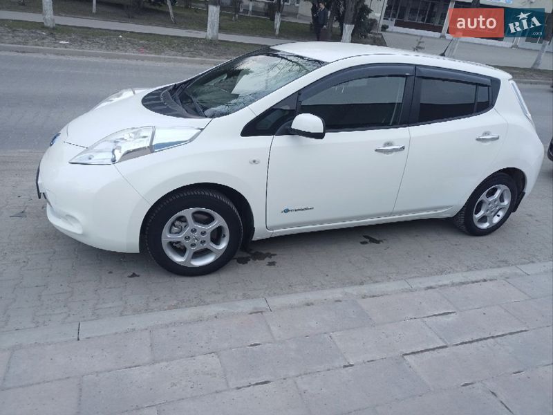 Nissan Leaf 2016