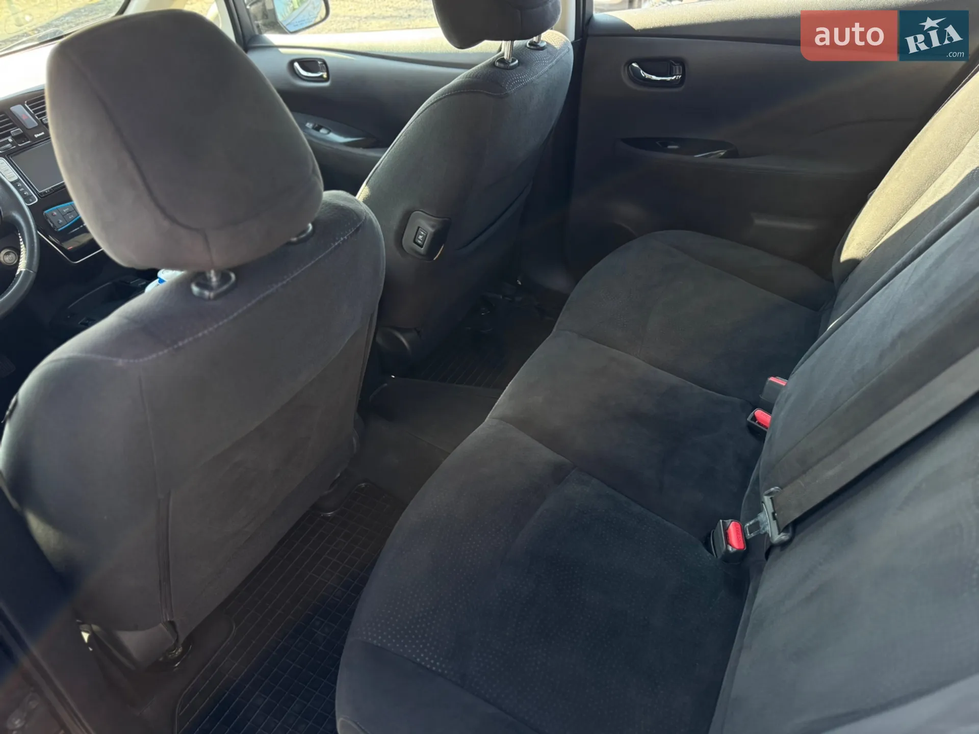 2016 Nissan Leaf - мініатюра 30