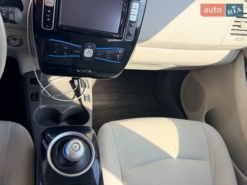 Хэтчбек Nissan Leaf 2012 в Одессе фото 12 Хэтчбек Nissan Leaf 2012 в Одессе