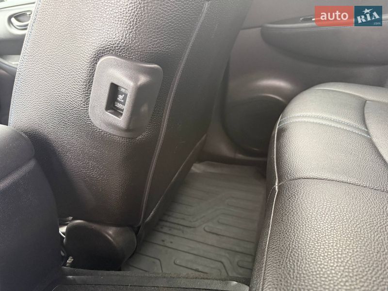 Хэтчбек Nissan Leaf 2018 в Киеве