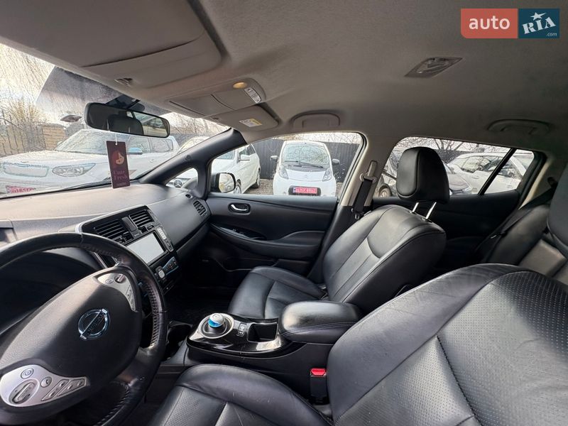 Хетчбек Nissan Leaf 2014 в Луцьку