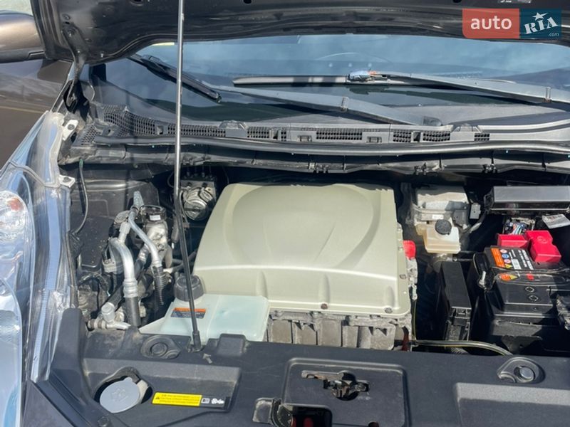 Хэтчбек Nissan Leaf 2017 в Кременчуге фото 11 Хэтчбек Nissan Leaf 2017 в Кременчуге