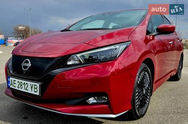 Хэтчбек Nissan Leaf 2024 в Днепре