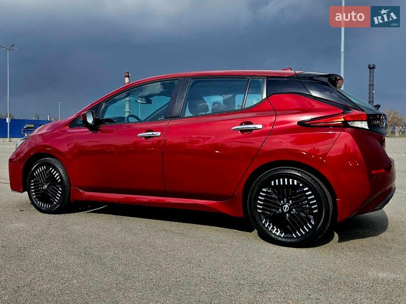 Хэтчбек Nissan Leaf 2024 в Днепре фото 8 Хэтчбек Nissan Leaf 2024 в Днепре