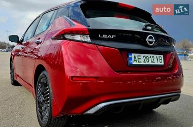 Хэтчбек Nissan Leaf 2024 в Днепре