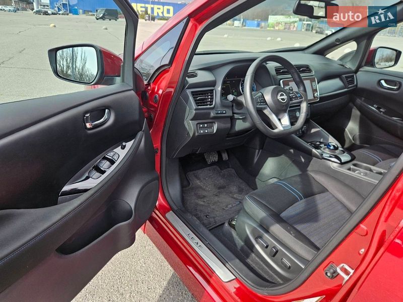 Хэтчбек Nissan Leaf 2024 в Днепре фото 26 Хэтчбек Nissan Leaf 2024 в Днепре