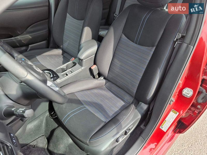 Хэтчбек Nissan Leaf 2024 в Днепре фото 27 Хэтчбек Nissan Leaf 2024 в Днепре