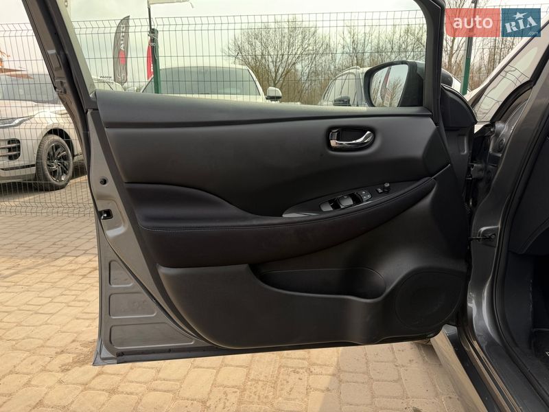 Хетчбек Nissan Leaf 2019 в Бердичеві