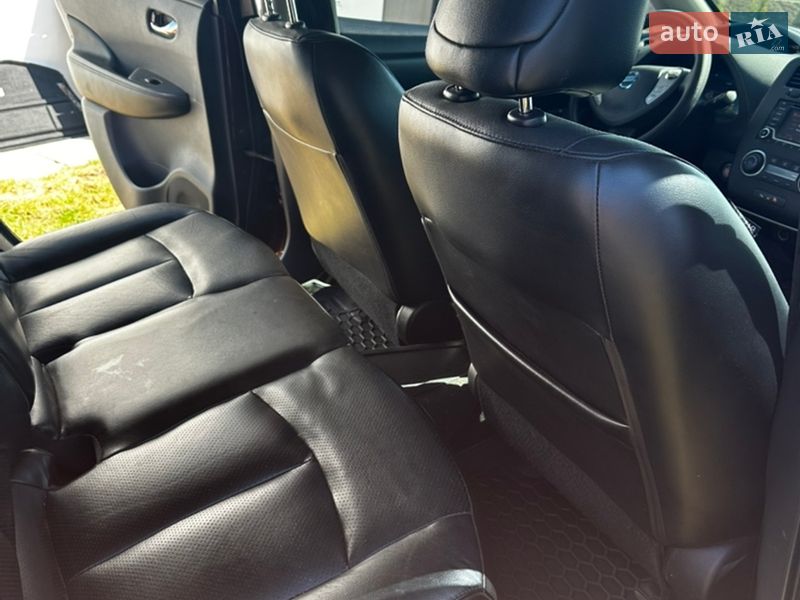 Хэтчбек Nissan Leaf 2016 в Полтаве фото 17 Хэтчбек Nissan Leaf 2016 в Полтаве