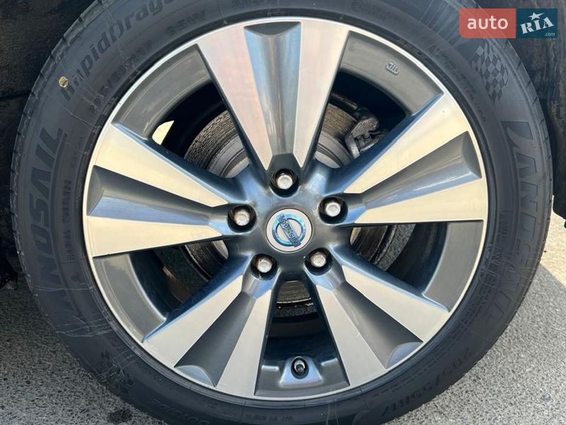 Хэтчбек Nissan Leaf 2014 в Одессе фото 16 Хэтчбек Nissan Leaf 2014 в Одессе