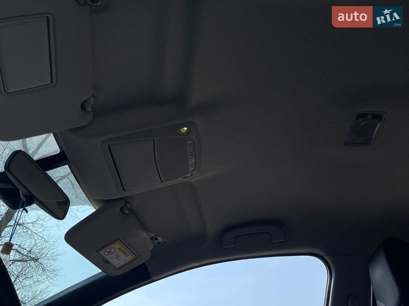 Хэтчбек Nissan Leaf 2014 в Львове фото 11 Хэтчбек Nissan Leaf 2014 в Львове