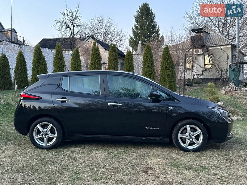 Хэтчбек Nissan Leaf 2018 в Днепре фото 8 Хэтчбек Nissan Leaf 2018 в Днепре