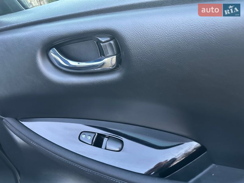 Хэтчбек Nissan Leaf 2018 в Днепре фото 31 Хэтчбек Nissan Leaf 2018 в Днепре