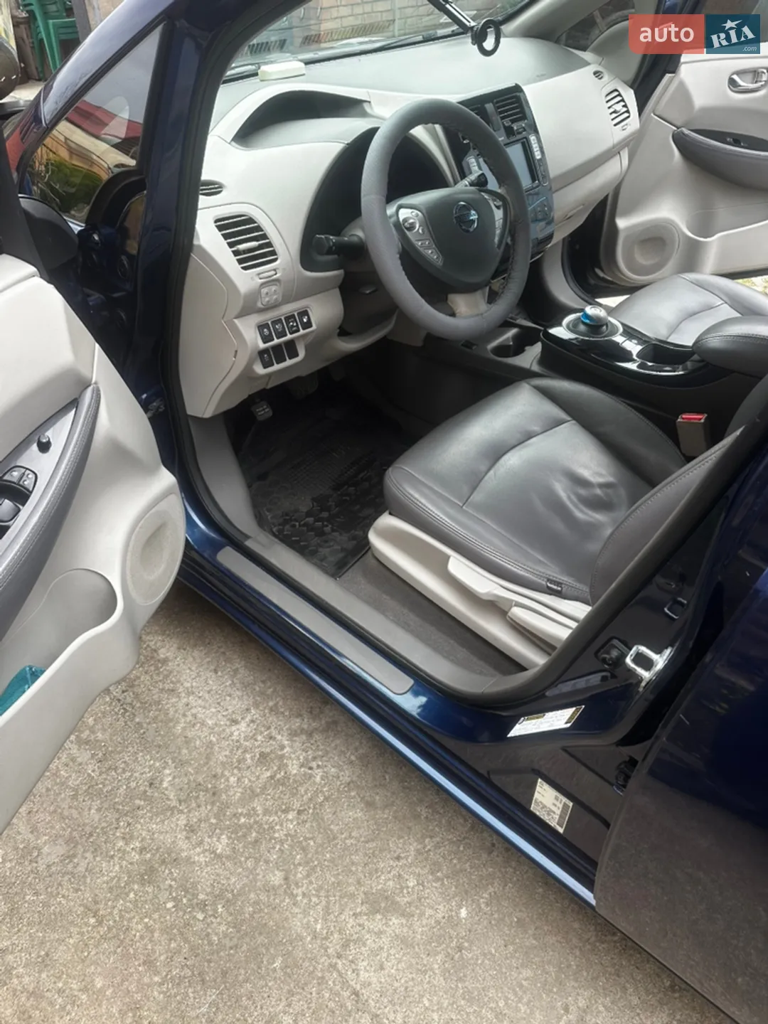2015 Nissan Leaf - мініатюра 9