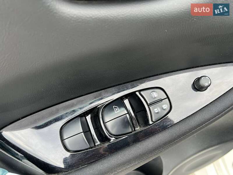 Хэтчбек Nissan Leaf 2018 в Львове фото 16 Хэтчбек Nissan Leaf 2018 в Львове