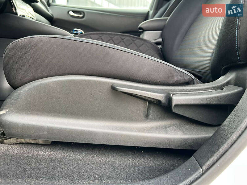 Хэтчбек Nissan Leaf 2018 в Львове фото 19 Хэтчбек Nissan Leaf 2018 в Львове