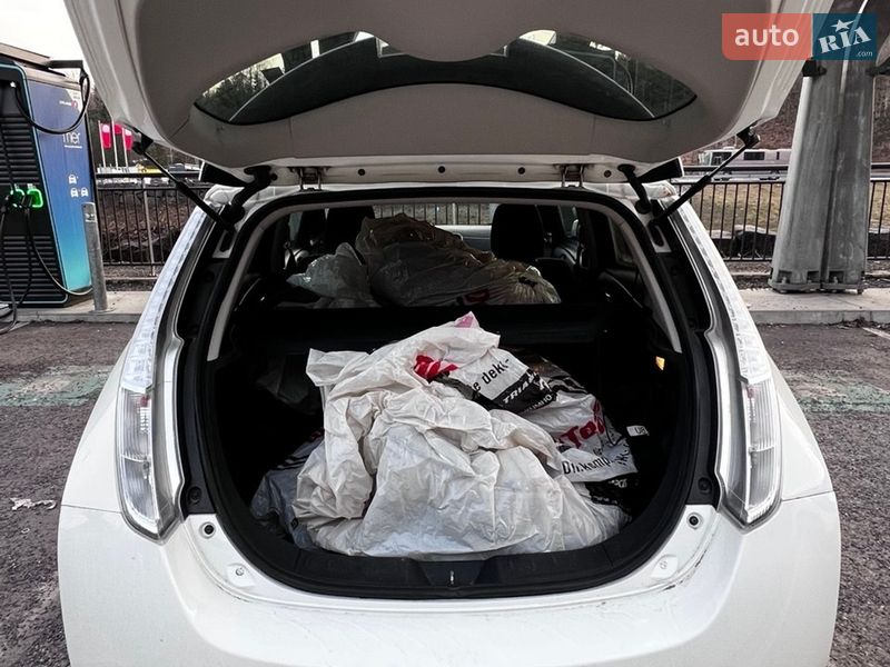 Хэтчбек Nissan Leaf 2016 в Умани фото 11 Хэтчбек Nissan Leaf 2016 в Умани