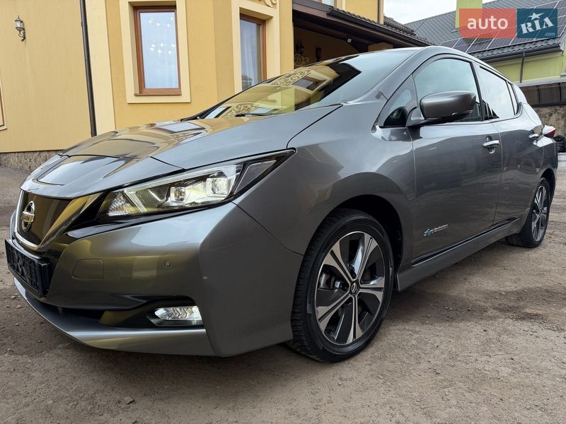 Хэтчбек Nissan Leaf 2020 в Львове