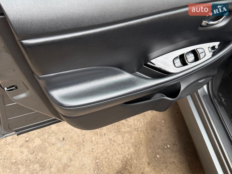 Хэтчбек Nissan Leaf 2020 в Львове