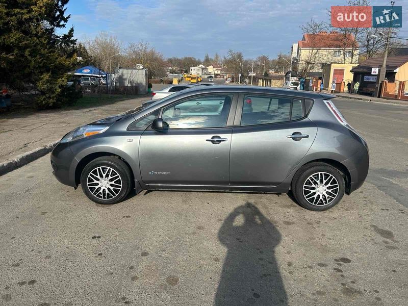 Хэтчбек Nissan Leaf 2014 в Одессе фото 6 Хэтчбек Nissan Leaf 2014 в Одессе
