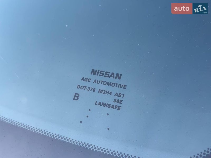 Хэтчбек Nissan Leaf 2015 в Желтых Водах фото 12 Хэтчбек Nissan Leaf 2015 в Желтых Водах