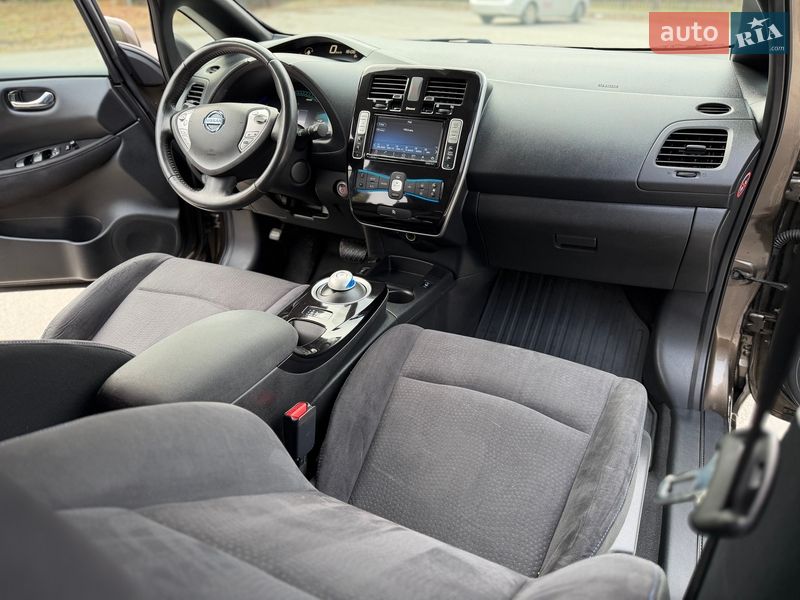 Хэтчбек Nissan Leaf 2016 в Трускавце фото 40 Хэтчбек Nissan Leaf 2016 в Трускавце