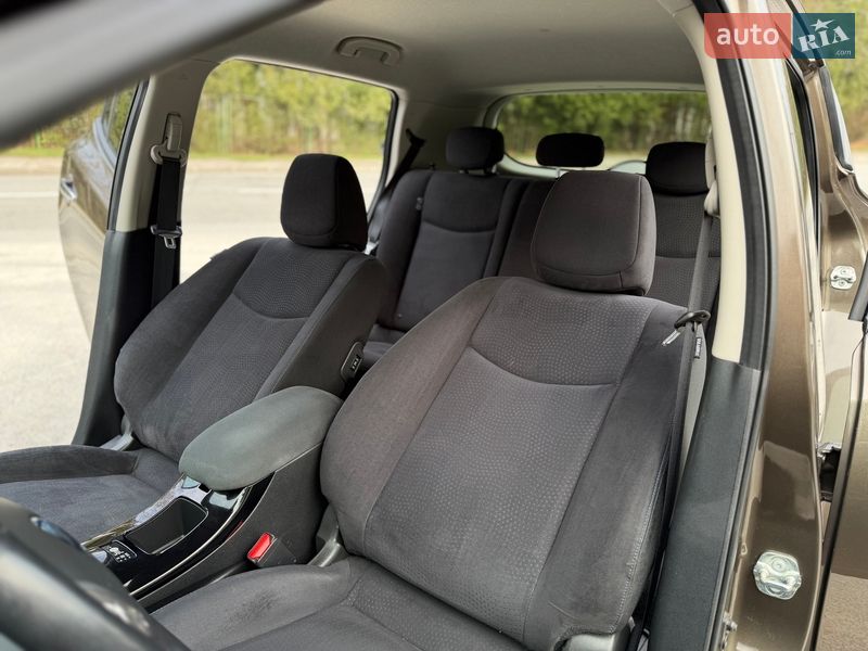 Хэтчбек Nissan Leaf 2016 в Трускавце фото 49 Хэтчбек Nissan Leaf 2016 в Трускавце