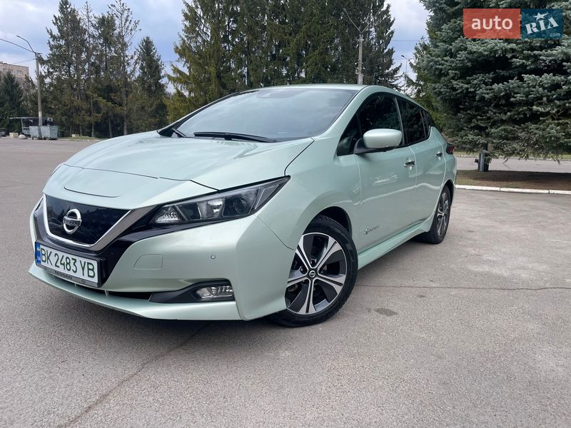 Хэтчбек Nissan Leaf 2018 в Ровно фото 13 Хэтчбек Nissan Leaf 2018 в Ровно