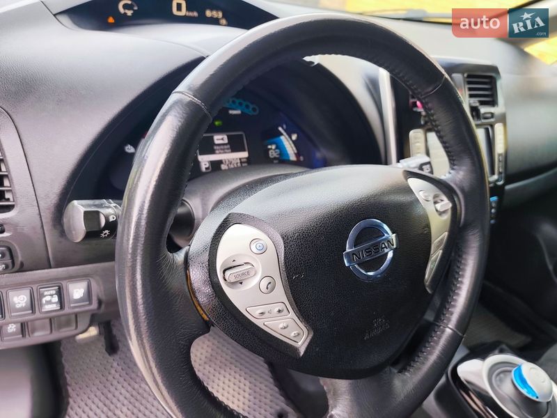 Хэтчбек Nissan Leaf 2014 в Виннице