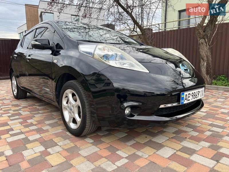 Хэтчбек Nissan Leaf 2013 в Днепре фото 23 Хэтчбек Nissan Leaf 2013 в Днепре