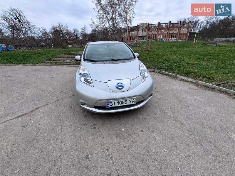 Хэтчбек Nissan Leaf 2015 в Полтаве фото 11 Хэтчбек Nissan Leaf 2015 в Полтаве