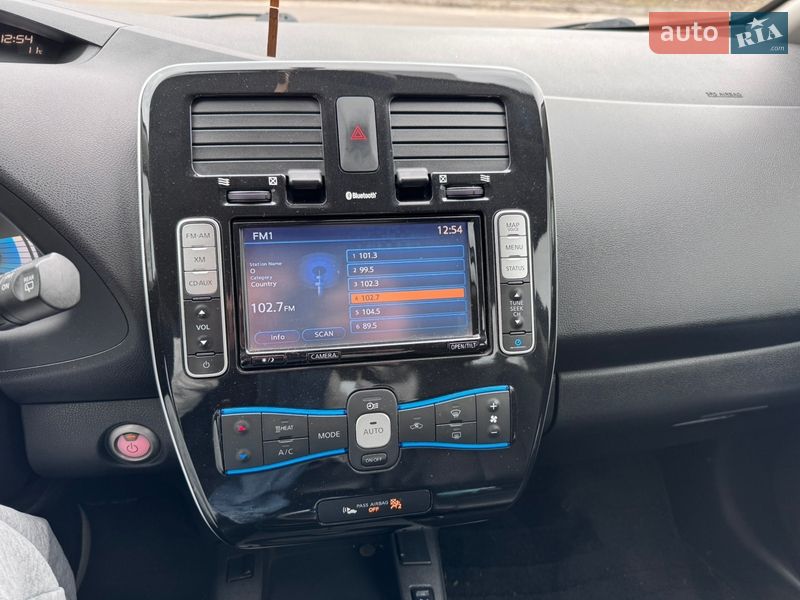 Хэтчбек Nissan Leaf 2015 в Полтаве фото 32 Хэтчбек Nissan Leaf 2015 в Полтаве