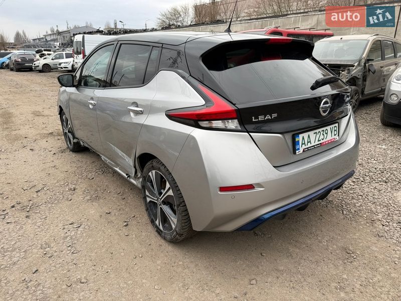 Хэтчбек Nissan Leaf 2020 в Киеве фото 21 Хэтчбек Nissan Leaf 2020 в Киеве