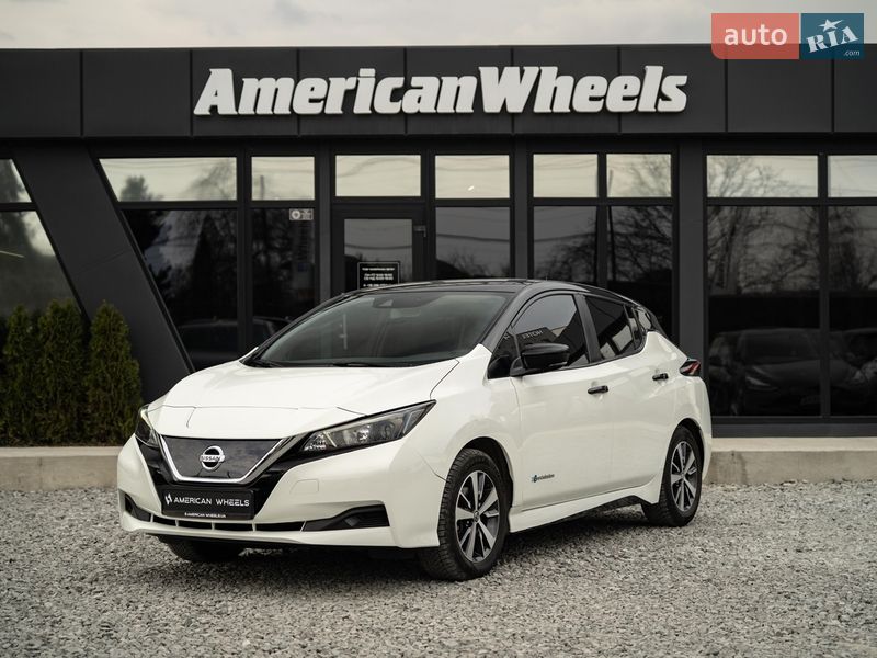 Хэтчбек Nissan Leaf 2019 в Черновцах