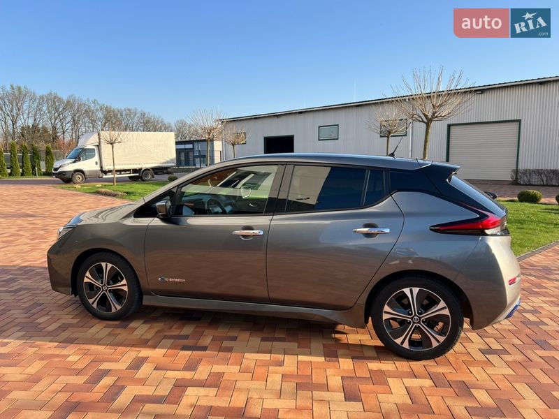 Хэтчбек Nissan Leaf 2020 в Виннице