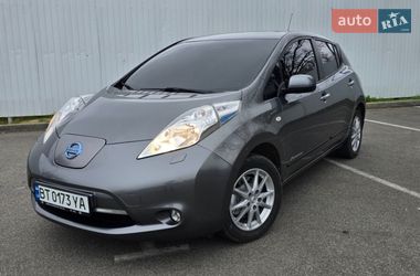 Хетчбек Nissan Leaf 2017 в Херсоні