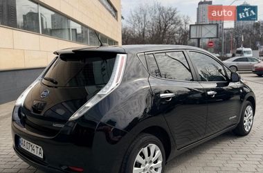 Хэтчбек Nissan Leaf 2015 в Киеве