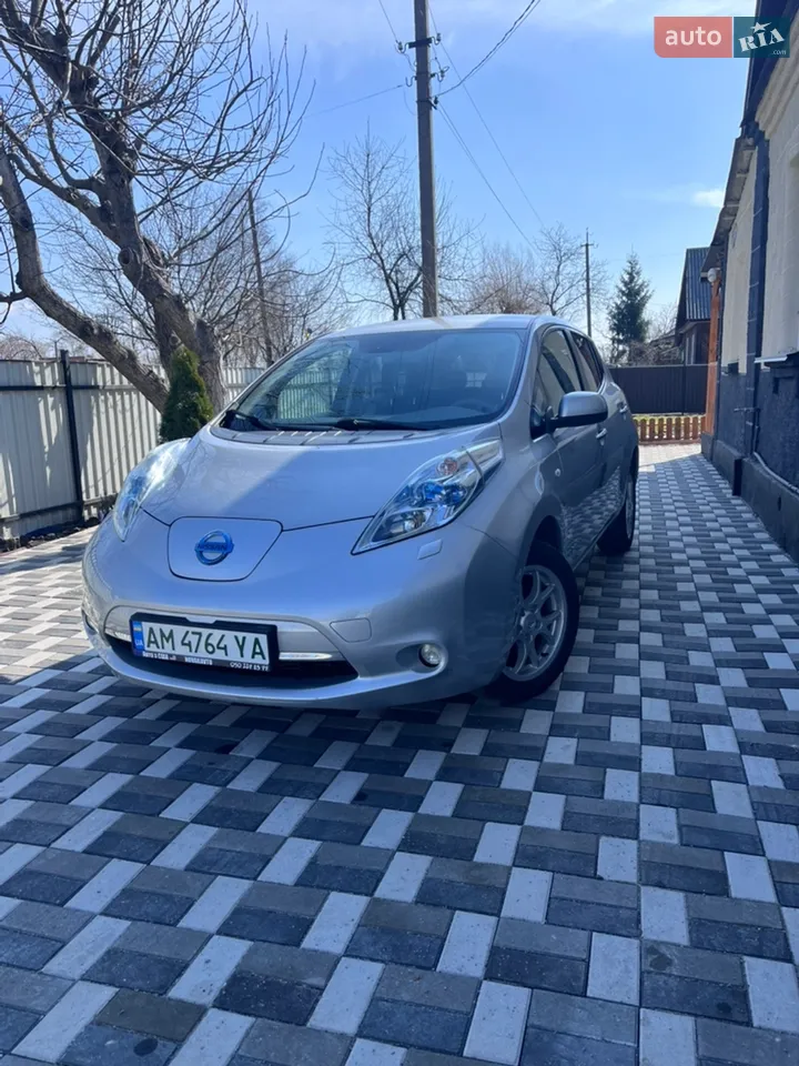 2011 Nissan Leaf - мініатюра 16