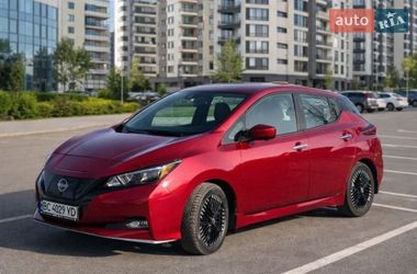 Хэтчбек Nissan Leaf 2024 в Шептицькому