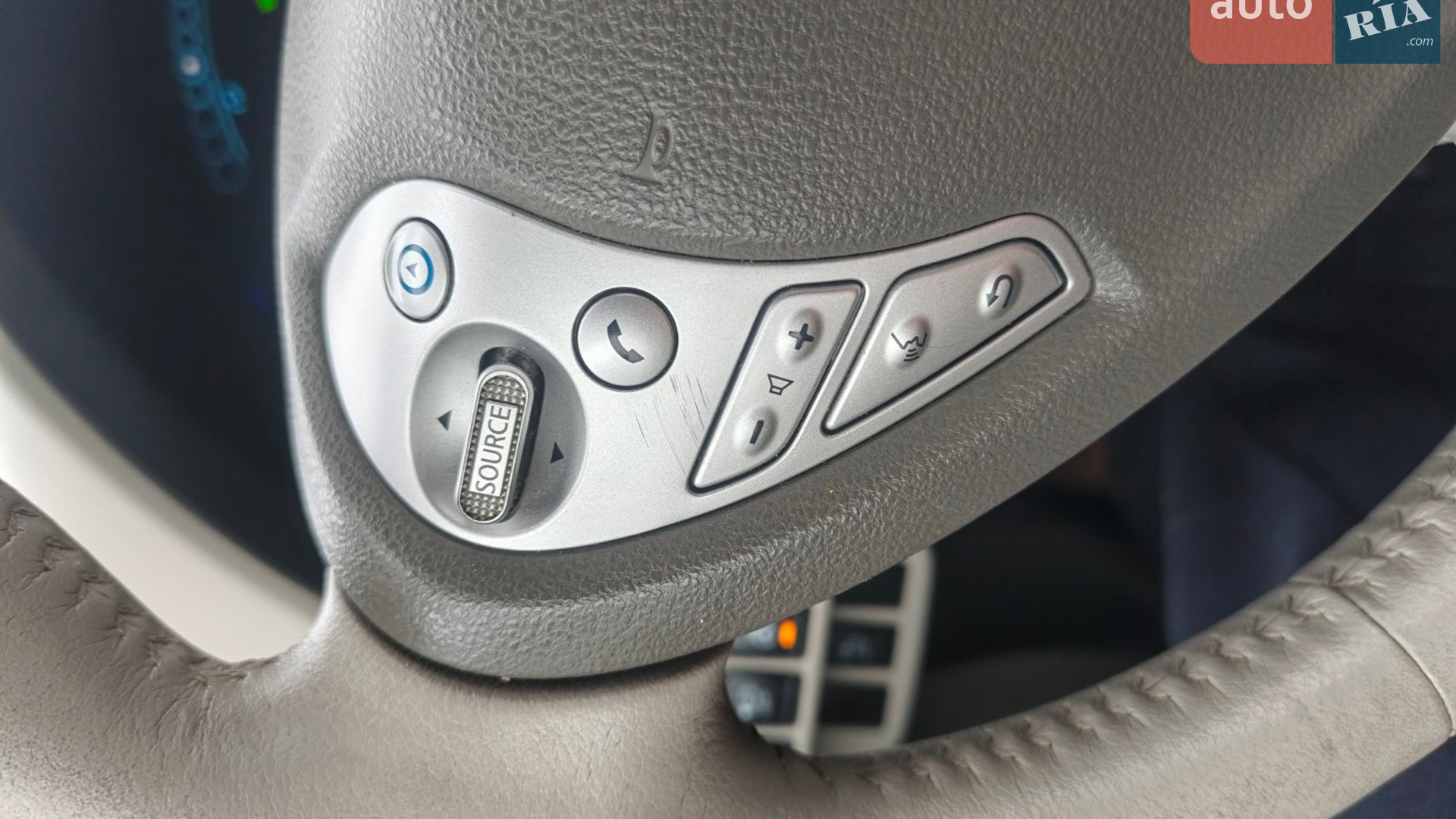 2012 Nissan Leaf - мініатюра 8