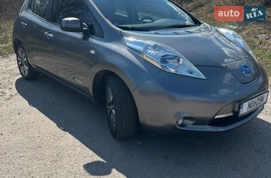 Хэтчбек Nissan Leaf 2013 в Владимире