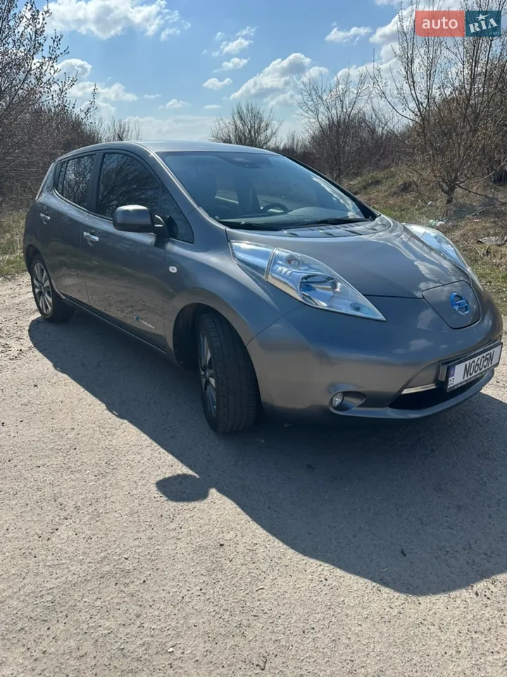 2012 Nissan Leaf - мініатюра 26