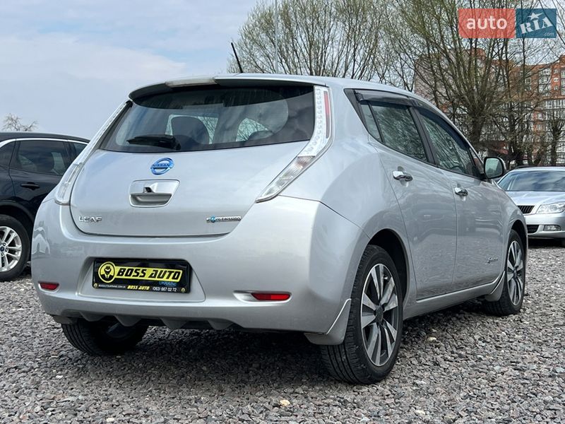 Хэтчбек Nissan Leaf 2016 в Львове