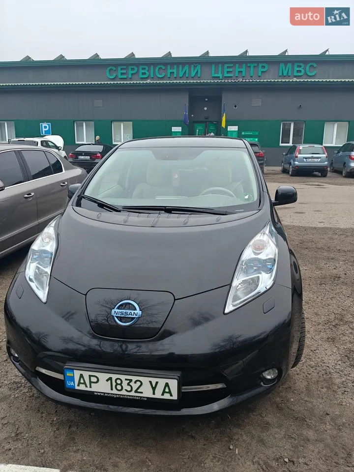 2012 Nissan Leaf - мініатюра 23